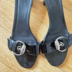 Gucci Black Sandals Sleek Minimalist Design